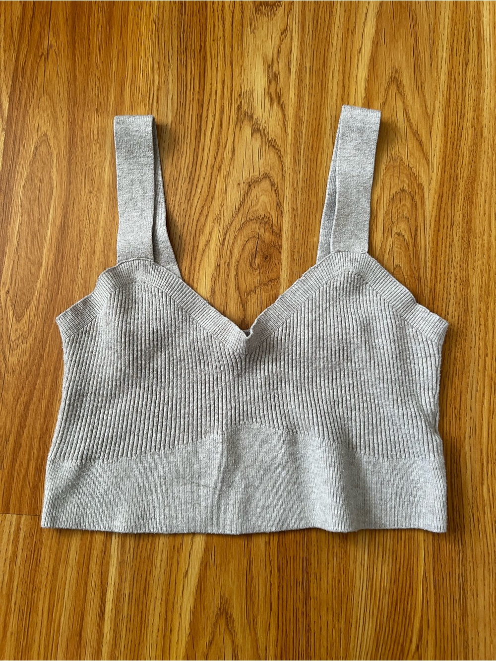 7 PIECE TANK TOP BUNDLE SIZE M - Picture 3 of 8